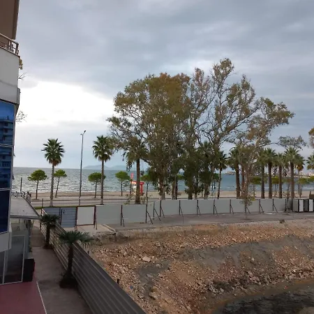 Lungomare Sea View Koral Apartment *