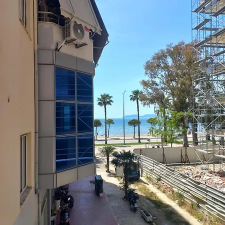 Apartamento Lungomare Sea View Corner